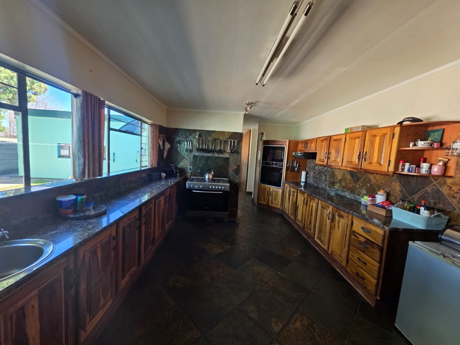 4 Bedroom Property for Sale in Lindequesdrif North West